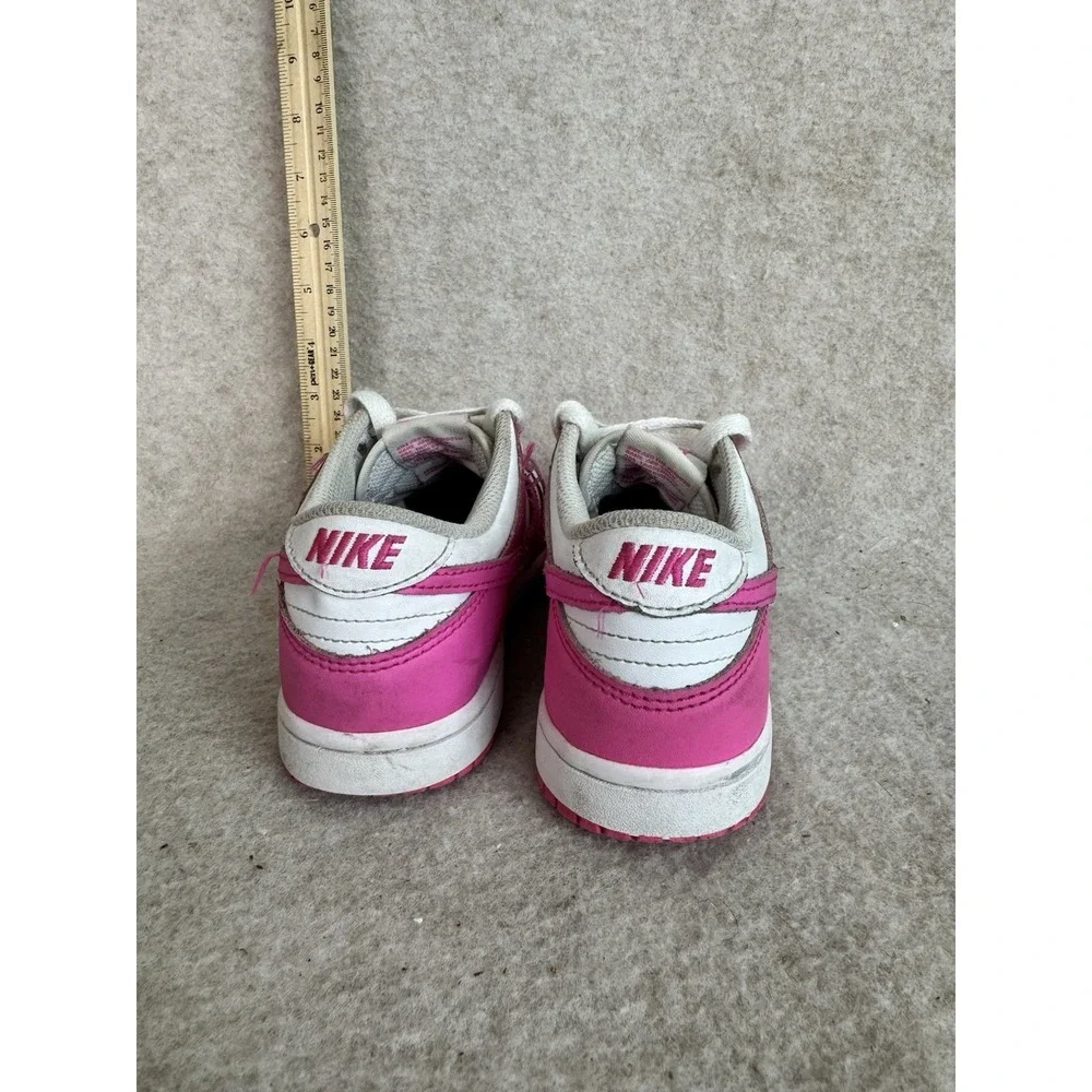 Nike Low White & Laser Fuchsia‎ Big Kid Size 1 Youth Dunk Pink